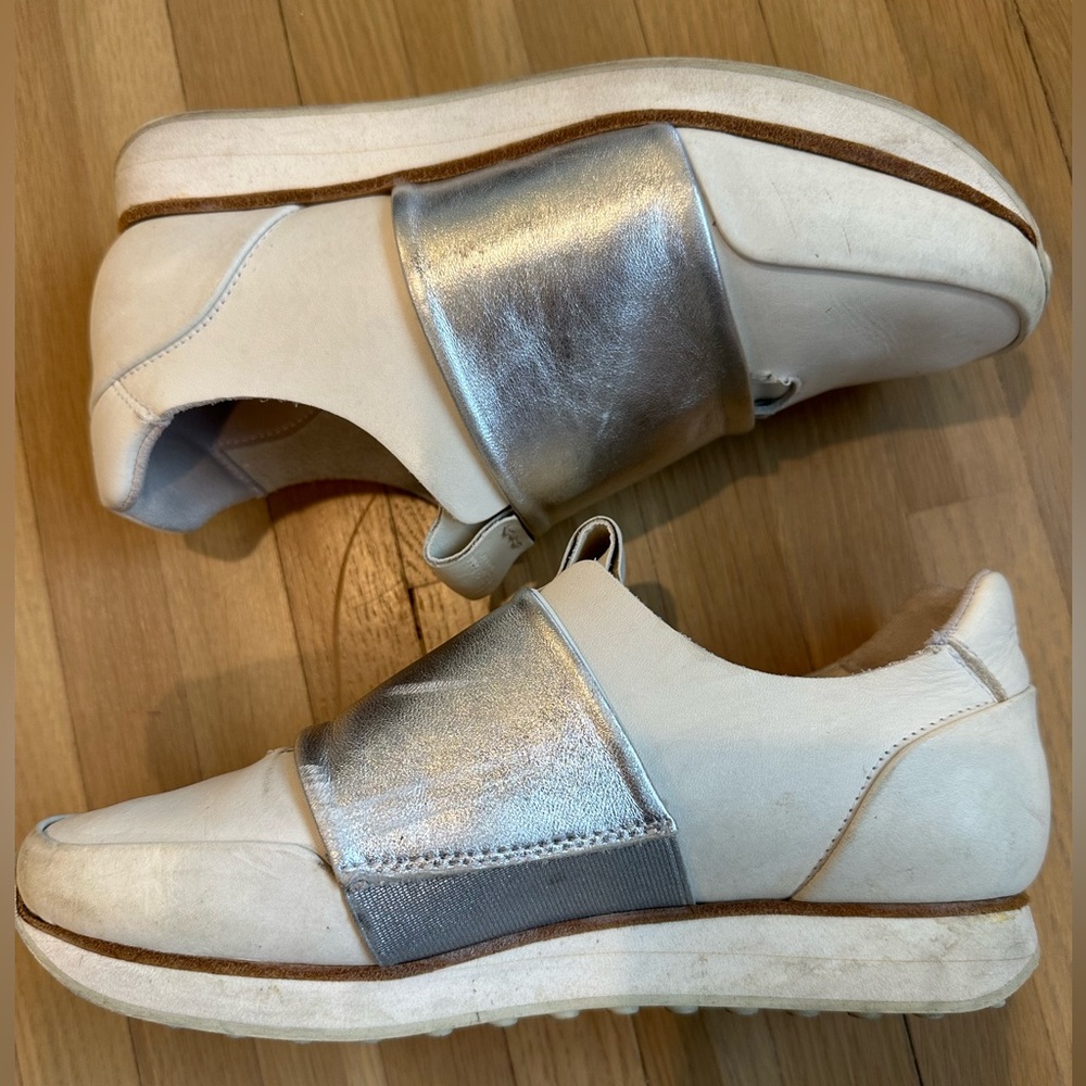 Rag and Bone Dylan leather sneaker with silver band size 37.5